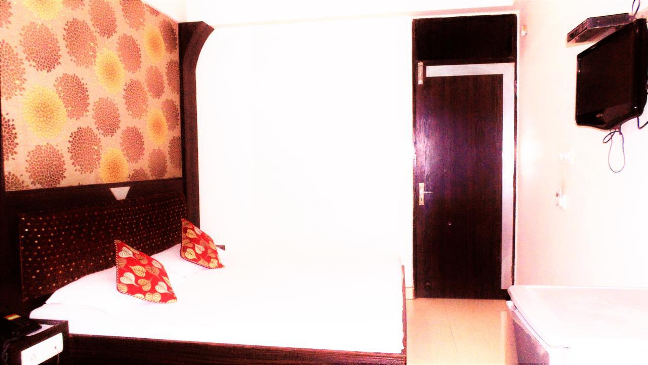 Hotel Maharaja Delhi  Dış mekan fotoğraf