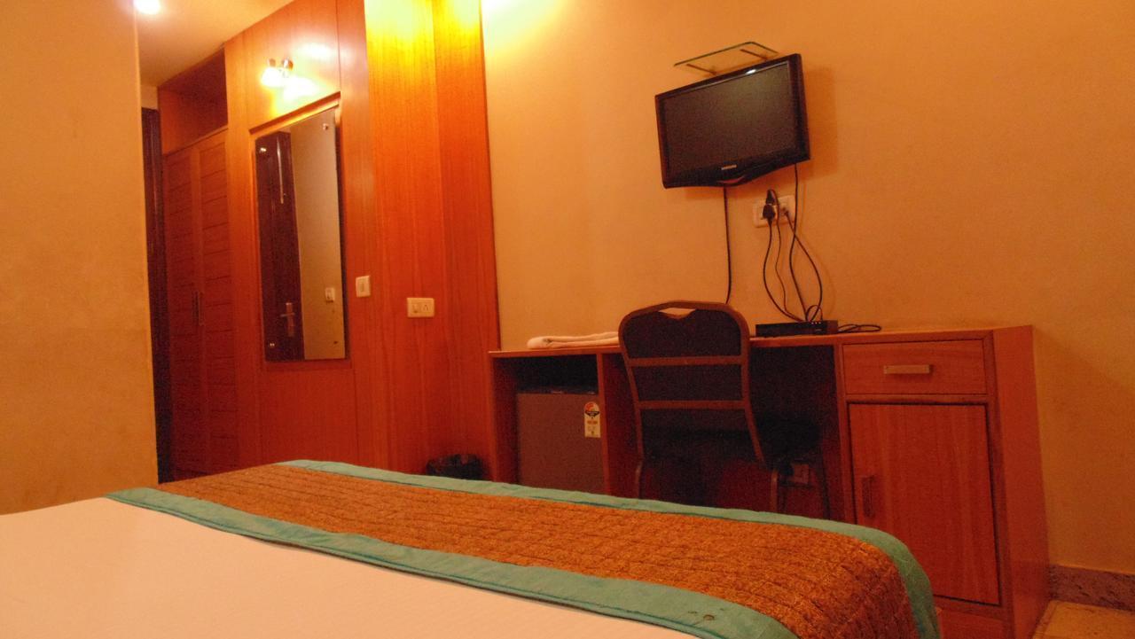 Hotel Maharaja Delhi  Dış mekan fotoğraf