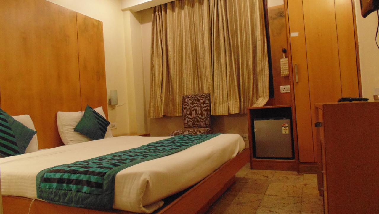Hotel Maharaja Delhi  Oda fotoğraf